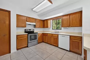 2480 Laval Dr, Deltona, FL 32738 - Photo 12