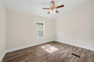24414 Maxwell St, Astor, FL 32102 - Photo 16