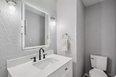 24623 N George Street, Astor, FL 32102 - Photo 8