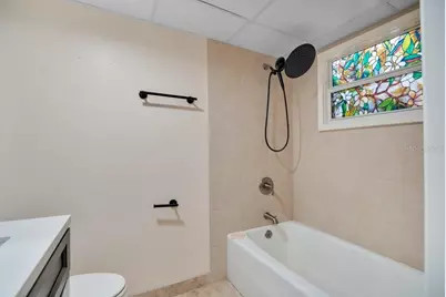 110 W Washington Avenue, Deland, FL 32720 - Photo 18