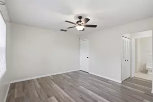 2852 English Dr, Deltona, FL 32738 - Photo 16