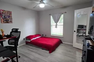 1409 Sutton Island Dr, Deland, FL 32724 - Photo 14