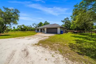 135 Linda Sue Dr, Lake Helen, FL 32744 - Photo 2