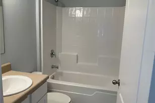 101 Hurst Ct, Deland, FL 32724 - Photo 14