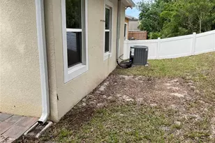 101 Hurst Ct, Deland, FL 32724 - Photo 2