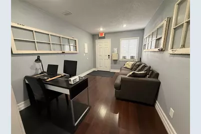 245 W Blue Springs Avenue #E, Orange City, FL 32763 - Photo 2