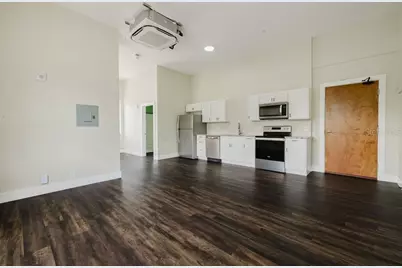 306 W Wisconsin Avenue #209, Deland, FL 32720 - Photo 2