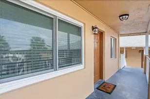 411 N Halifax Ave, Daytona Beach, FL 32118 - Photo 4