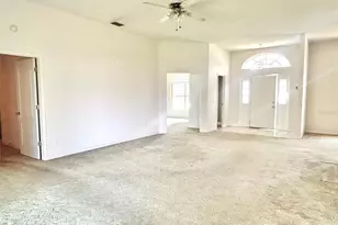 132 Lake Mariam Way, Winter Haven, FL 33884 - Photo 6