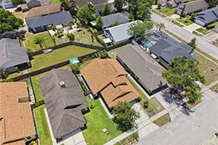 3232 S St Lucie Dr, Casselberry, FL 32707 - Photo 12