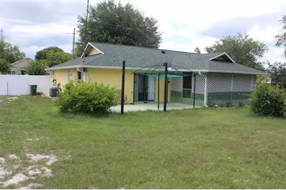 2203 India Blvd, Deltona, FL 32738 - Photo 16