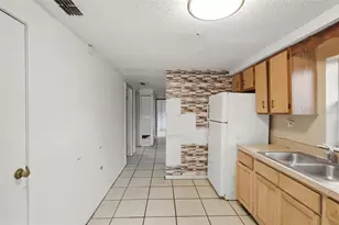 1215 S Delaware Ave, Deland, FL 32720 - Photo 16