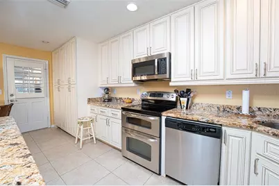 2928 Sea Oats Circle, Daytona Beach Shores, FL 32118 - Photo 4