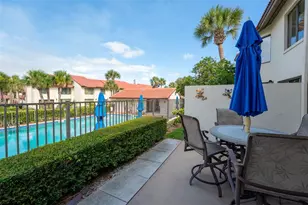 2928 Sea Oats Cir, Daytona Beach Shores, FL 32118 - Photo 8
