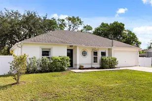 2808 Corrigan Dr, Deltona, FL 32738 - Photo 2