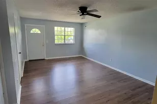 1425 NE Old Mill Dr, Deltona, FL 32725 - Photo 8