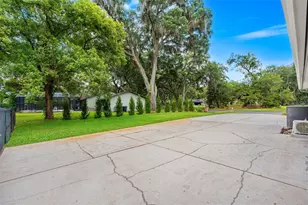 3271 Majestic Oak Dr, Saint Cloud, FL 34771 - Photo 44