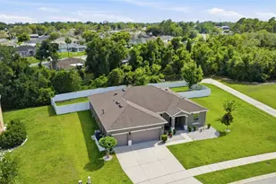 1346 Lake Baton Dr, Deltona, FL 32725 - Photo 32