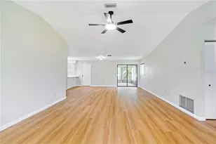 19 Banner Ln, Palm Coast, FL 32137 - Photo 16
