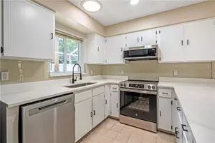 19 Banner Ln, Palm Coast, FL 32137 - Photo 4