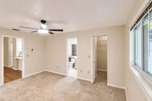 19 Banner Ln, Palm Coast, FL 32137 - Photo 10