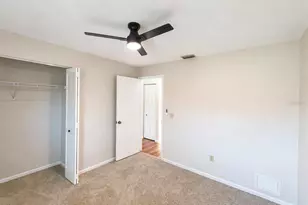 19 Banner Ln, Palm Coast, FL 32137 - Photo 16