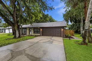 483 Spruceview Dr, Port Orange, FL 32127 - Photo 2