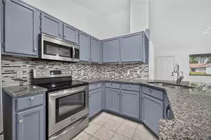 2739 W Covington Dr, Deltona, FL 32738 - Photo 12