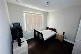 606 W Voorhis Ave, Deland, FL 32720 - Photo 12