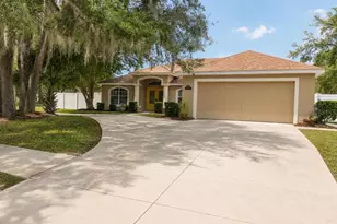 34224 Shadewood Cir, Leesburg, FL 34788 - Photo 1
