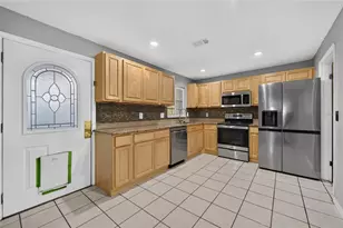 1107 4th St, Port Orange, FL 32129 - Photo 6