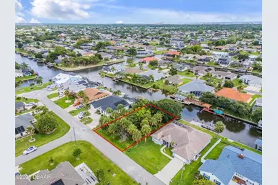 9 N Christopher Court, Palm Coast, FL 32137 - Photo 1