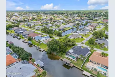 9 N Christopher Court, Palm Coast, FL 32137 - Photo 6