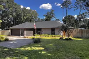 1250 15th St, Orange City, FL 32763 - Photo 2