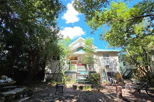 236 N Amelia Ave, Deland, FL 32724 - Photo 4