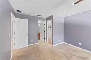 6110 39th Ct E, Bradenton, FL 34203 - Photo 6