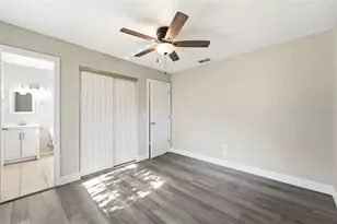 451 S Blue Lk Ave, Deland, FL 32724 - Photo 14