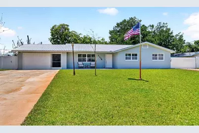 2334 Citrus Avenue, South Daytona, FL 32119 - Photo 2