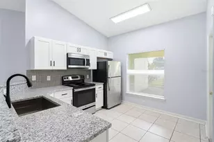 206 N Hawthorne Ave, Apopka, FL 32703 - Photo 12
