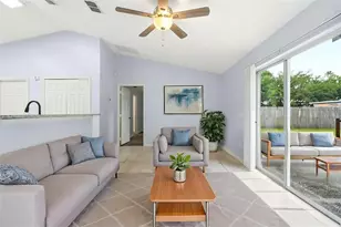 206 N Hawthorne Ave, Apopka, FL 32703 - Photo 2