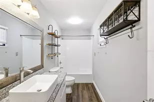 1095 S Ridgewood Ave, Deland, FL 32720 - Photo 24