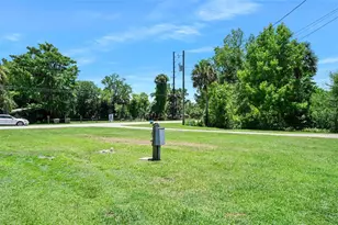 55521 Front St, Astor, FL 32102 - Photo 38