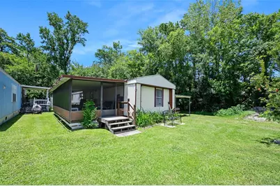 55521 Front Street, Astor, FL 32102 - Photo 24