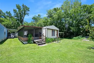 55521 Front St, Astor, FL 32102 - Photo 24