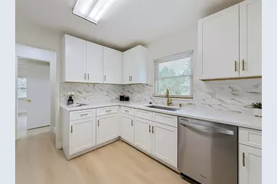516 S Exeter Street, Eustis, FL 32726 - Photo 12