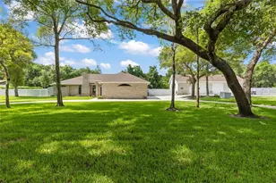 713 Ernest Dr, Port Orange, FL 32127 - Photo 2