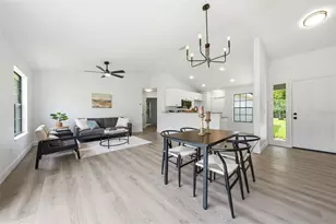 350 Lake Crescent Dr, Debary, FL 32713 - Photo 2