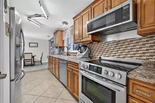 317 Brooklyn Ave, Orange City, FL 32763 - Photo 16