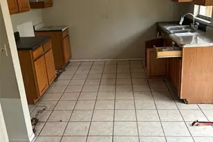 990 Liskeard Ave, Orange City, FL 32763 - Photo 2