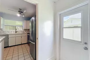 4916 Headlee Dr, Orlando, FL 32822 - Photo 16